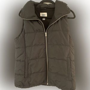 Old Navy Puffer Vest
